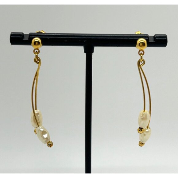 Faux Freshwater Pearl Gold-Tone Dangle Earrings Minimalist Design Lightweight - Picture 7 of 16